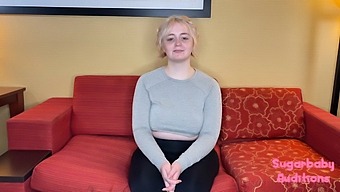 Annie'S Vomit-Themed Performance