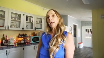 Double Blowjob Action In A Step-Family Gathering